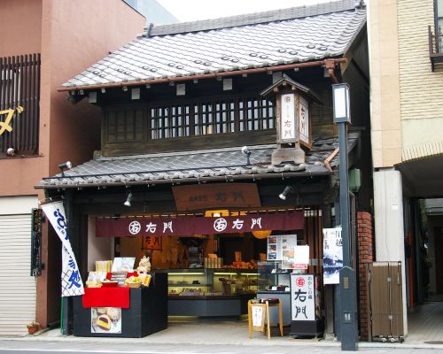 菓匠右門 一番街店